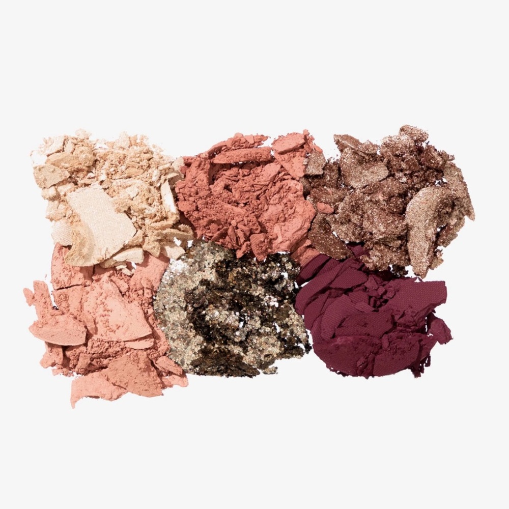 DOMINIQUE COSMETICS | UNCONDITIONAL PALLET ✨✨ - Picture 4 of 4